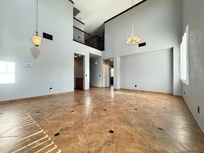 Building Photo - AVAILABLE NOW !!! 4 Bedroom/ 3 Bathroom Home with Pool in Talavera Community Indio!!