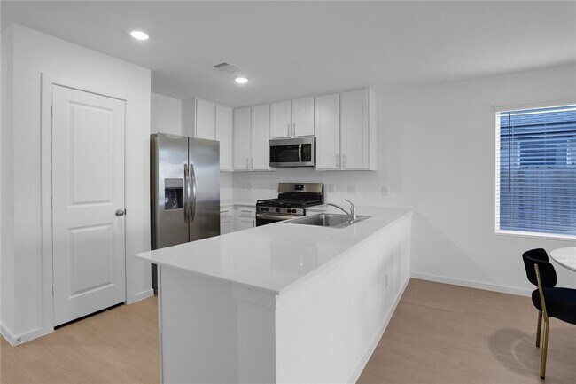 Foto del edificio - 26730 Red Sunset Maple Ln
