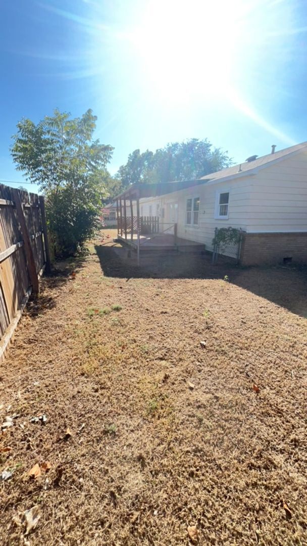 Foto del edificio - 1757 Meadowbrook Dr
