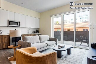 Building Photo - 760 Serrano Ave