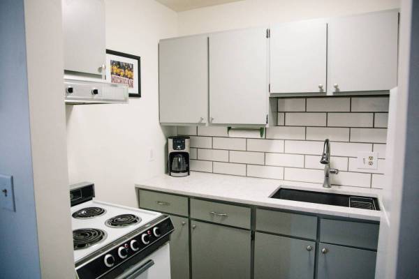Building Photo - 207 W Mosley St