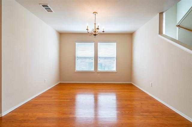 Building Photo - 4420 Ravensbrook Ct