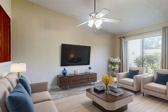 Building Photo - 7840 Bateman Ln