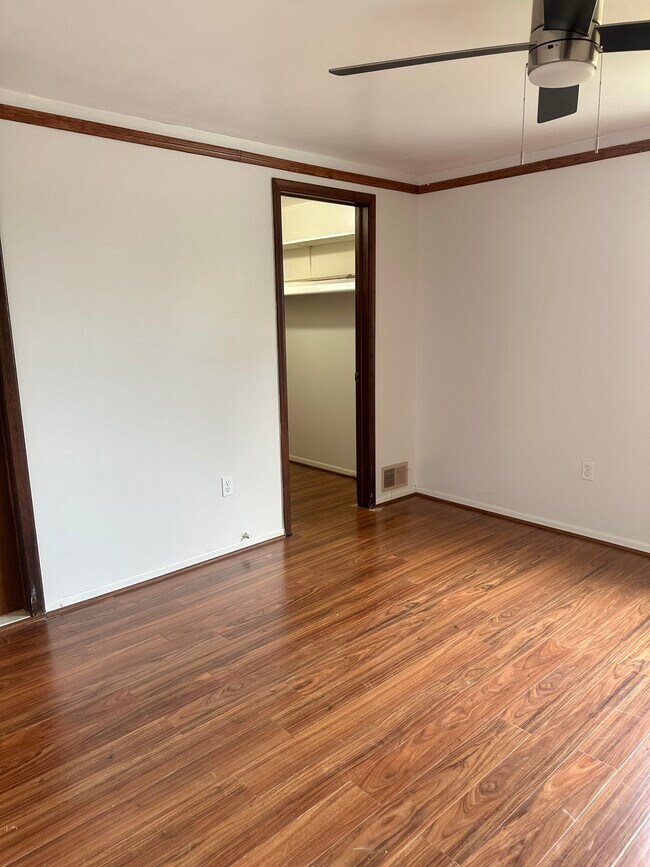 Building Photo - 29148 W Nottingham Cir
