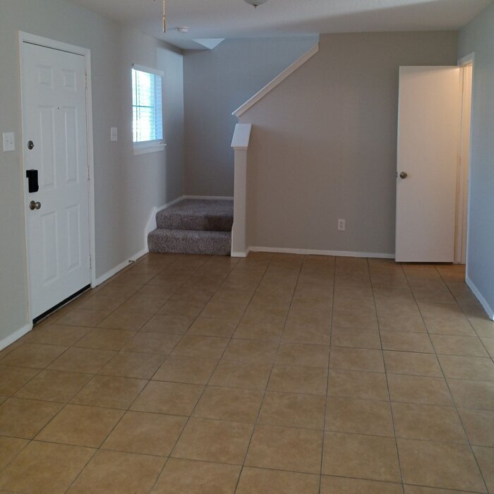 Building Photo - SELF TOUR NOW! - 6305 Settlers Square Ln, ...