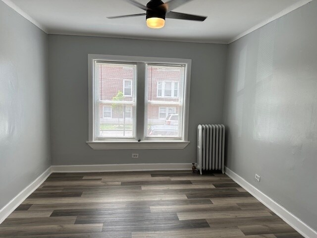 Foto del edificio - 4056 W Dickens Ave