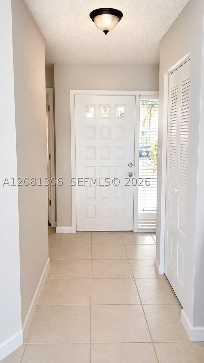 Foto del edificio - 9509 SW 138th Pl