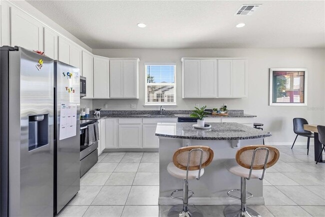 Foto del edificio - 17241 Goldcrest Loop