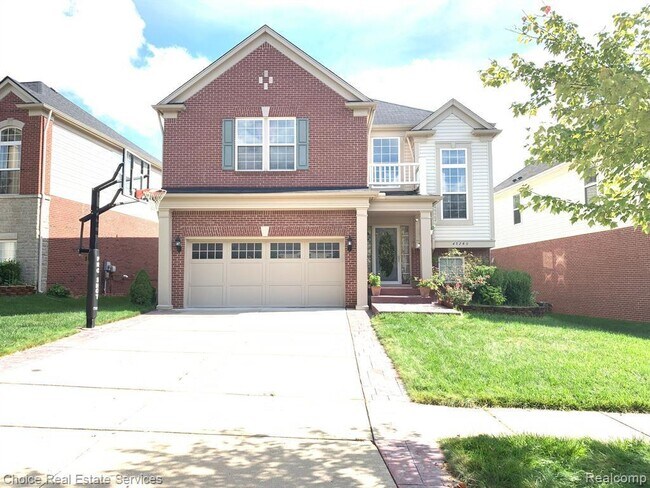 Foto del edificio - 45260 Bartlett Dr