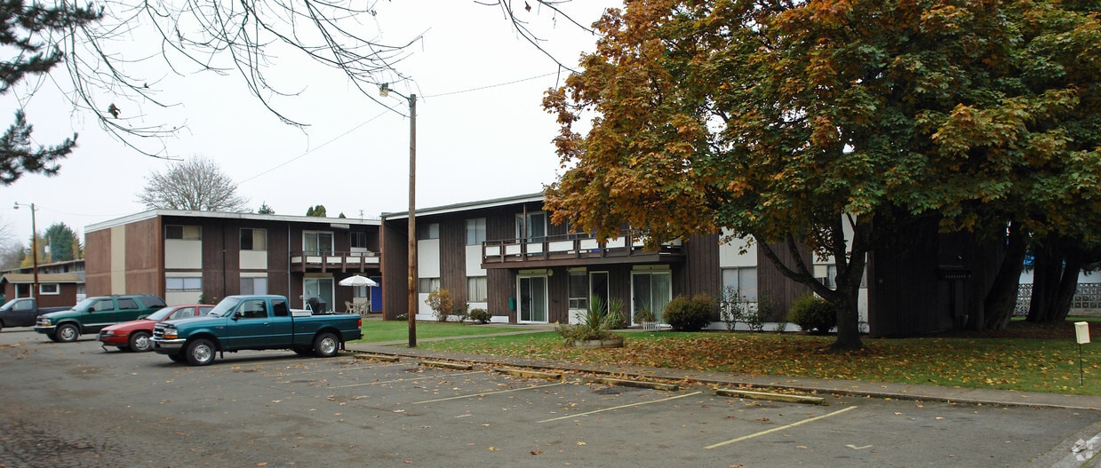 Primary Photo - 941 8th St