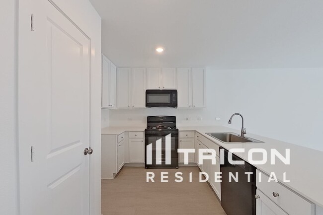 Foto del edificio - 907 Ponderosa Ln