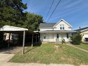 Building Photo - 2137 N Delaware Ave
