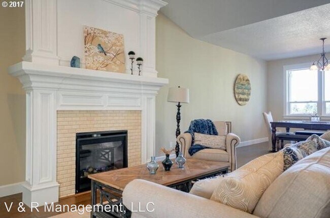 Building Photo - 3 br, 2 bath House - 1103 Jaysie Dr