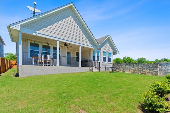 Foto del edificio - 8025 Beacon Knob Way