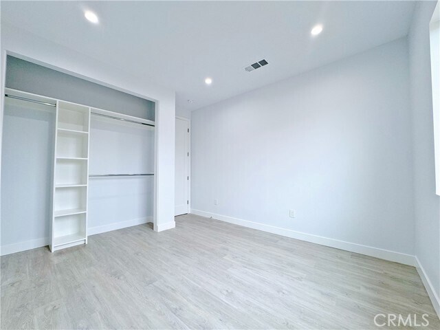 Building Photo - 15846 Hayland St