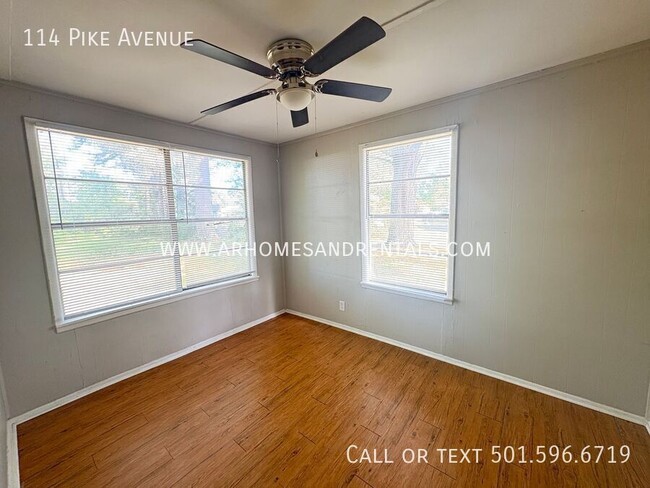 Building Photo - 114 Pike Ave