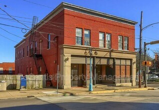 Building Photo - 570 Miller Ave