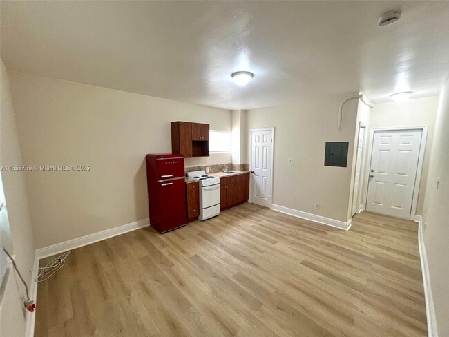 Building Photo - 8411 Biscayne Blvd