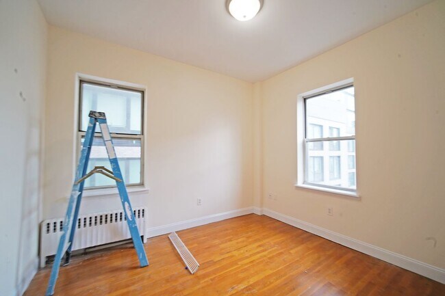 Foto del edificio - 57 Sip Ave