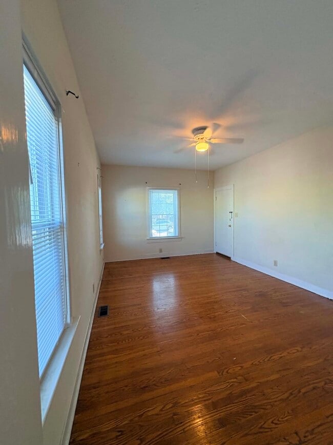 Building Photo - 310 Wendover Ave