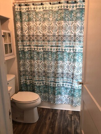 Building Photo - 2213 39th St