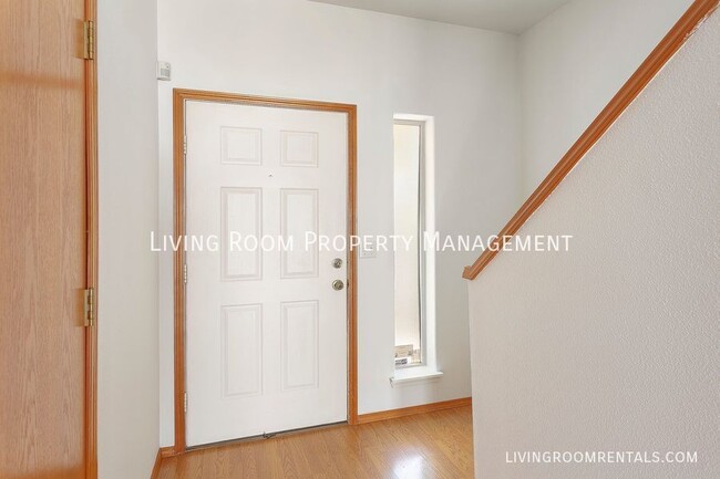 Building Photo - 3715 NE Grand Ave