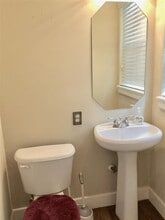 Building Photo - 918 W 26th St