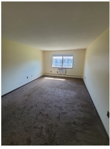 Building Photo - Enfield North Apartments