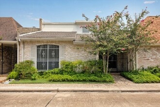 Building Photo - 1808 S Gessner Rd