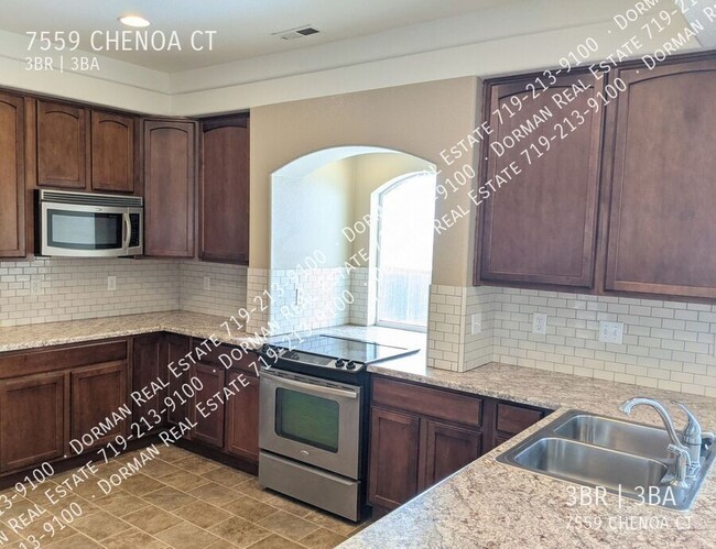 Building Photo - 7559 Chenoa Ct