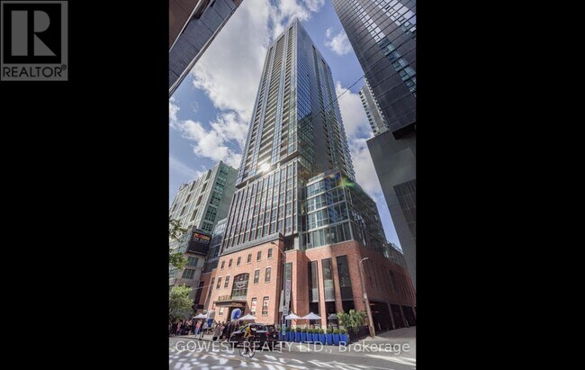 Building Photo - 88 Blue Jays Way