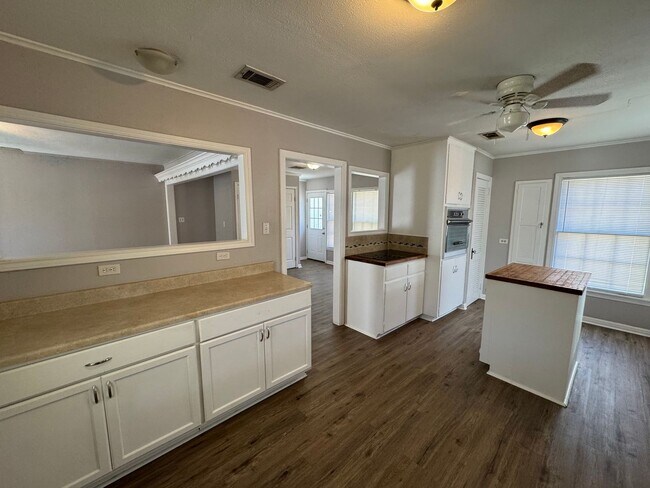 Foto del edificio - 3515 E Brookview Dr