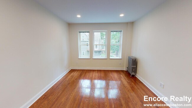 Building Photo - 123 Sutherland Rd
