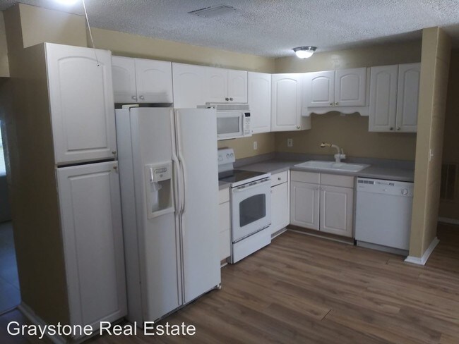 Building Photo - 3 br, 2 bath House - 3233 Lodi Drive