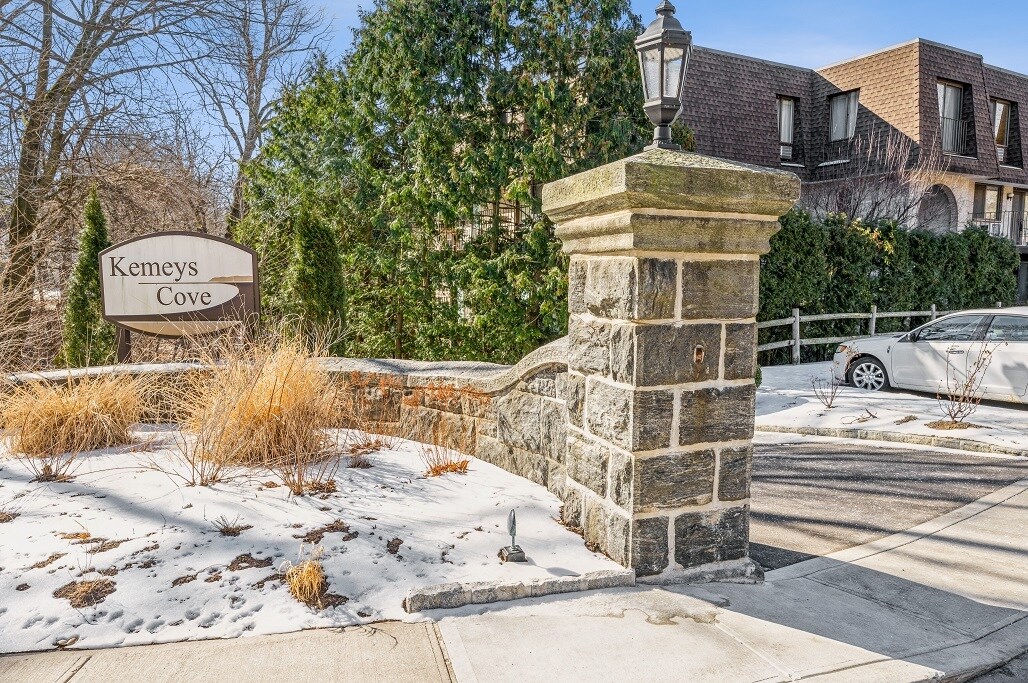 105 Kemeys Ave Unit 105, Briarcliff Manor, NY 10510 Condo for Rent in