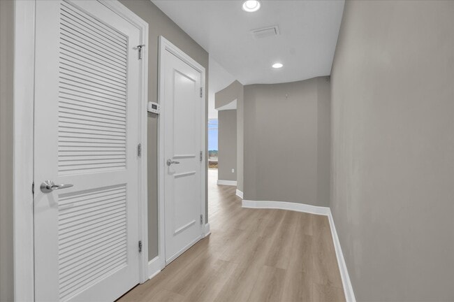 Foto del edificio - 101 S Eola Dr