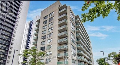 Building Photo - 2464-2464 Weston Rd