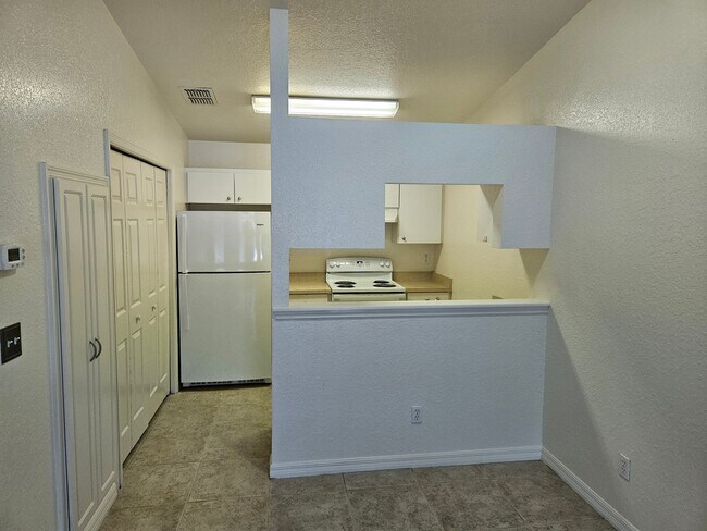 Foto del edificio - 531 NE 28th Ave