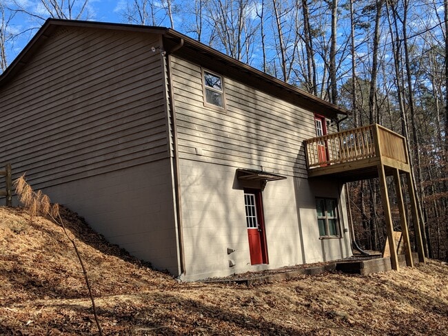 Building Photo - 386 Eagle Mountain Dr West