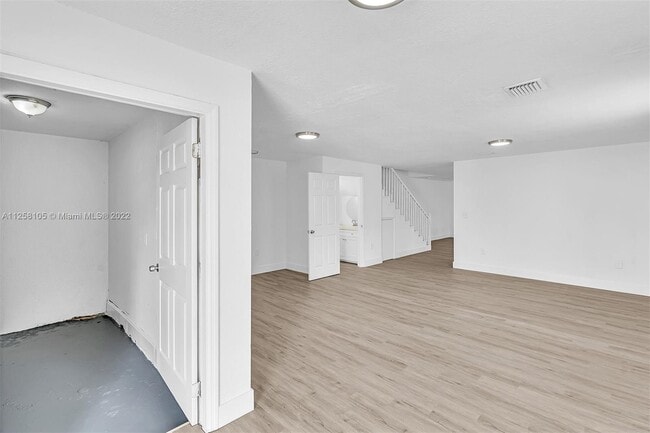 Building Photo - 140 NW 70th St