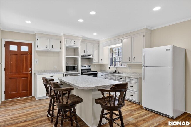 Foto del edificio - Spacious 4BR House in Mooresville