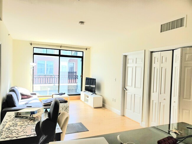 Foto del edificio - 110 Cypress St