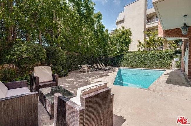 Building Photo - 11750 W Sunset Blvd