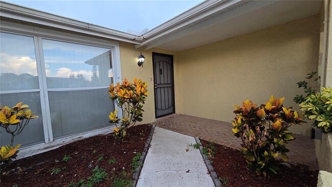 Foto del edificio - 7340 Brentwood Dr
