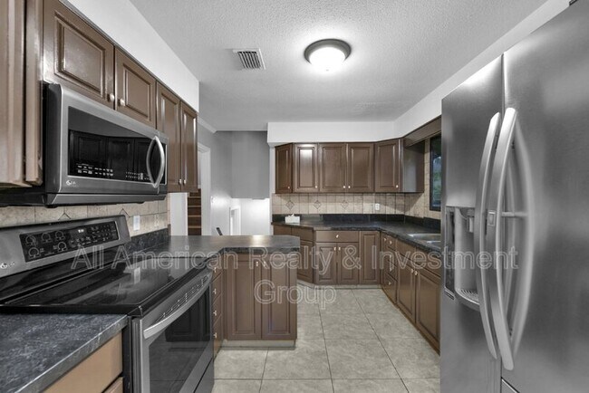 Foto del edificio - 20 Dogwood Ln