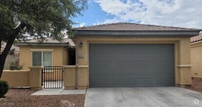 Building Photo - 8501 Sherwood Park Dr