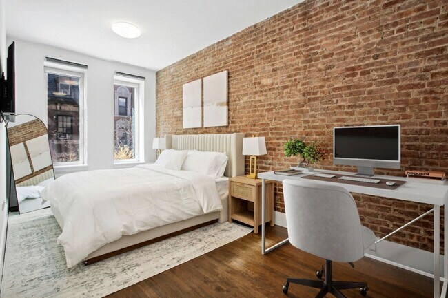 Foto del edificio - 125 E 83rd St