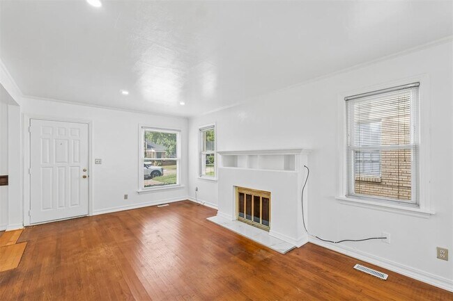Building Photo - 2512 NW 32nd St