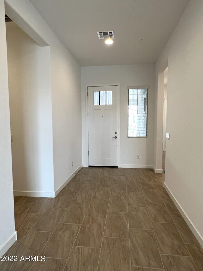 Building Photo - 12509 W Via Caballo Blanco