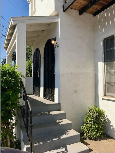 Foto del edificio - 235 Crandall St